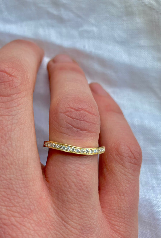 Diamond Curve Eternity Ring